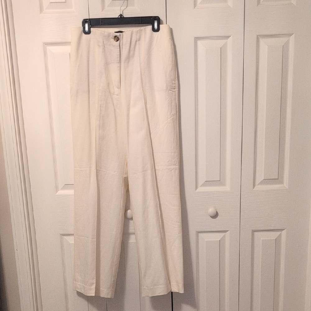 SALE 🎉Host Pick 🎉 NWT Ann Taylor Linen Blend Cream Pants